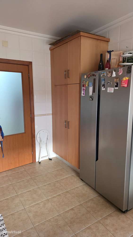 Moradia T3+1, em banda, condomínio fechado a 2 min. centro M. Grande-11