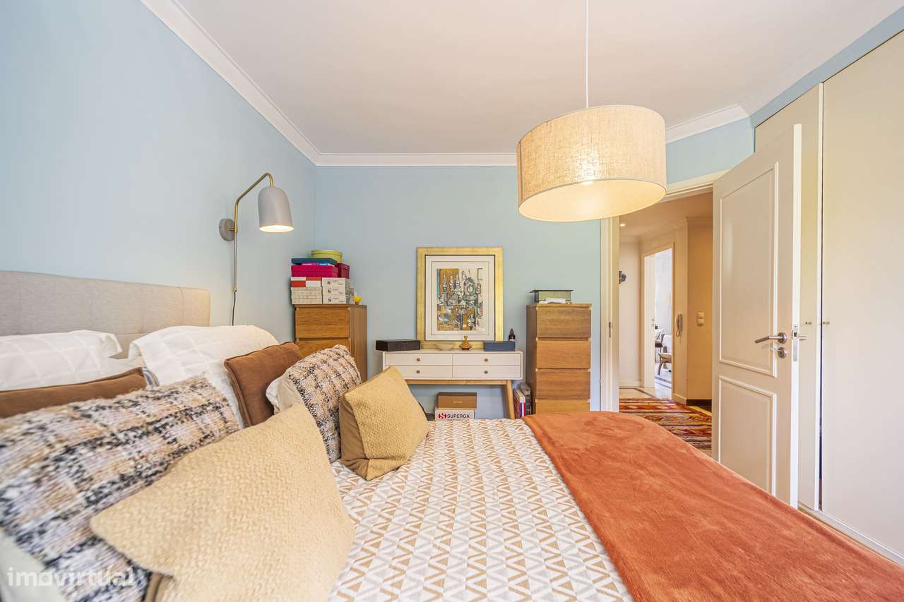 T3 Duplex-Alfragide - Lareira, 3 Casas de Banho, Dispensa e Lavandaria-21