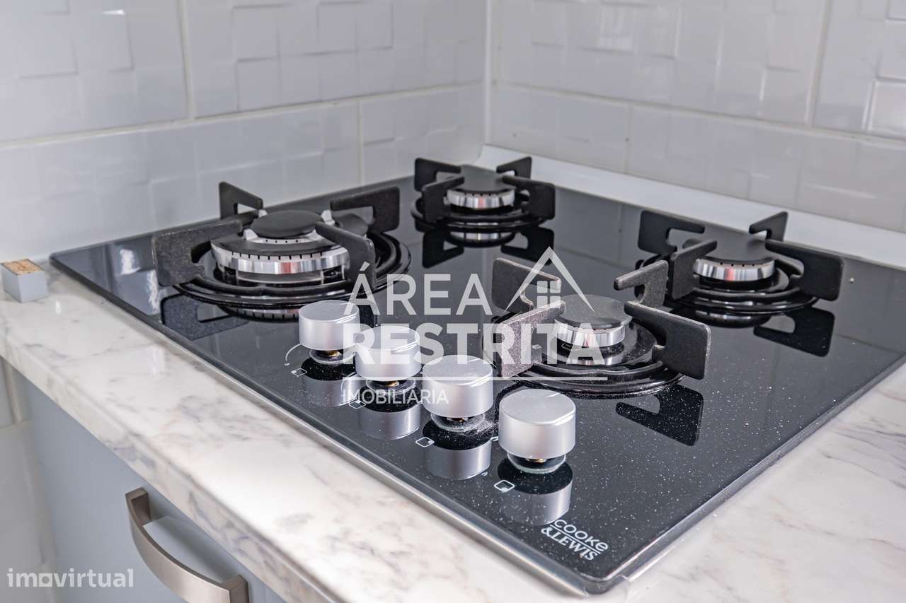 Moradia pré-fabricada nova T2 A VENDA no Parque Verde em Fernão Ferro. - Grande imagem: 5/28