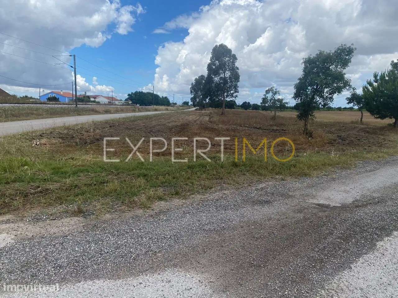 Terreno em zona urbana - Grande imagem: 5/6