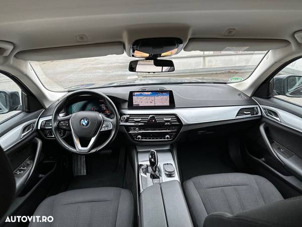 BMW Seria 5 - 11