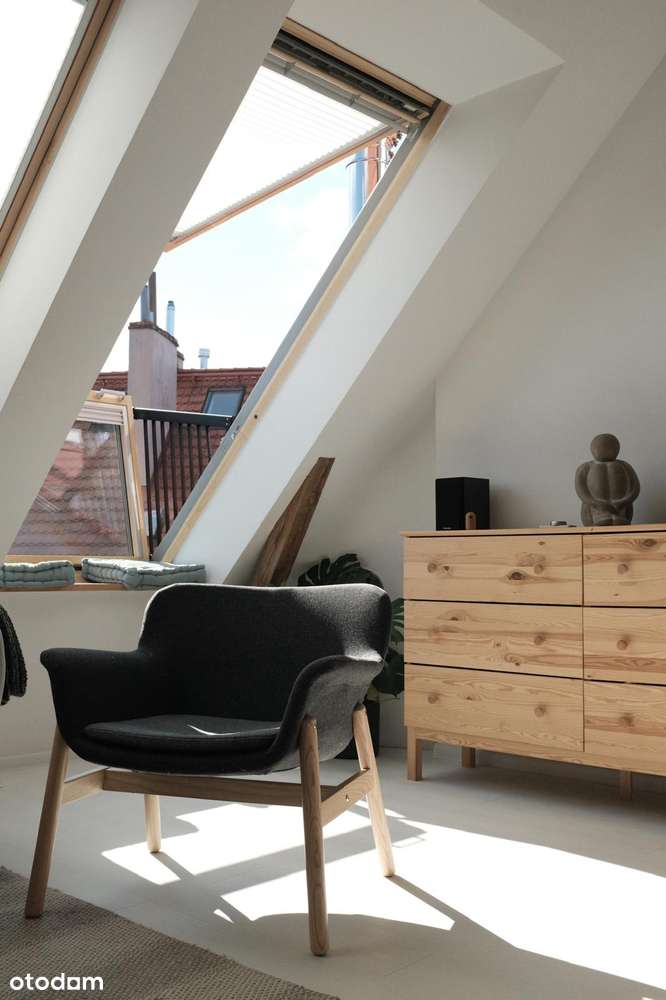 Klimatyczne   mieszkanie 3 pokoje z antresolą w Centrum-8