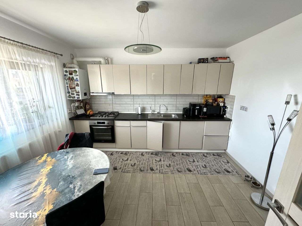 ASFALT! CANALIZARE! Mobilata! Vila 4 camere, Valea Lupului - Imagine principală: 4/8