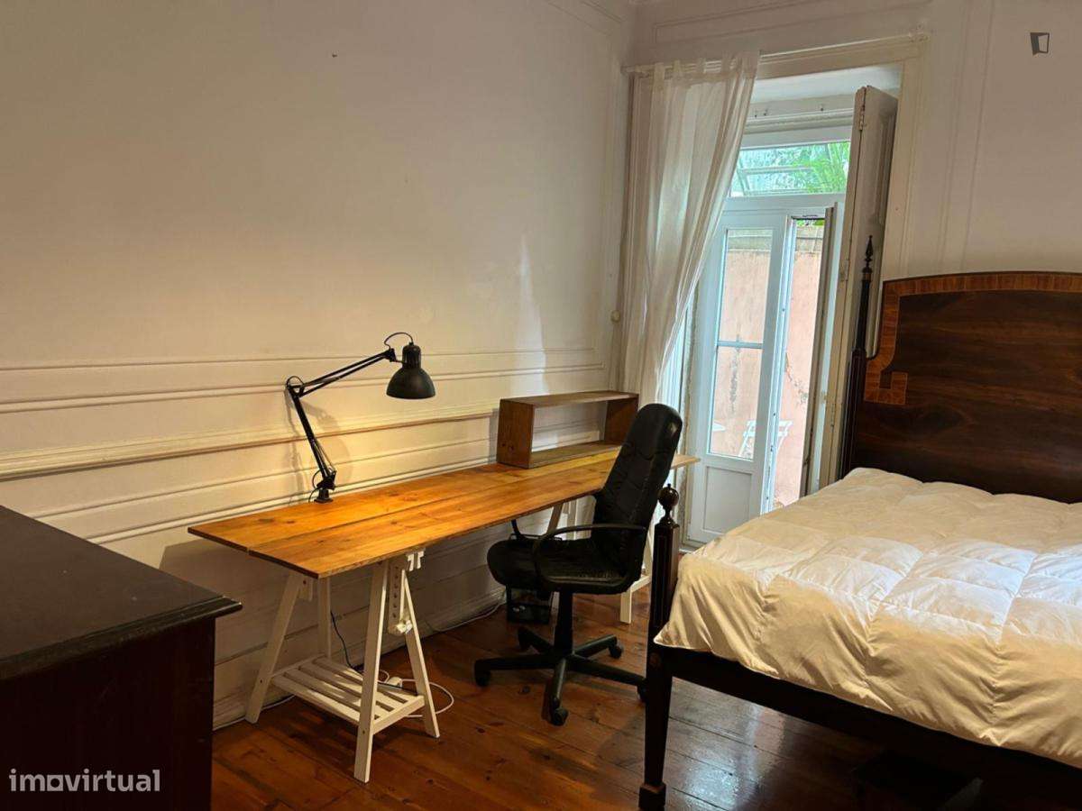 Quarto - localizado em Alcântara Lisbon - Grande imagem: 4/8