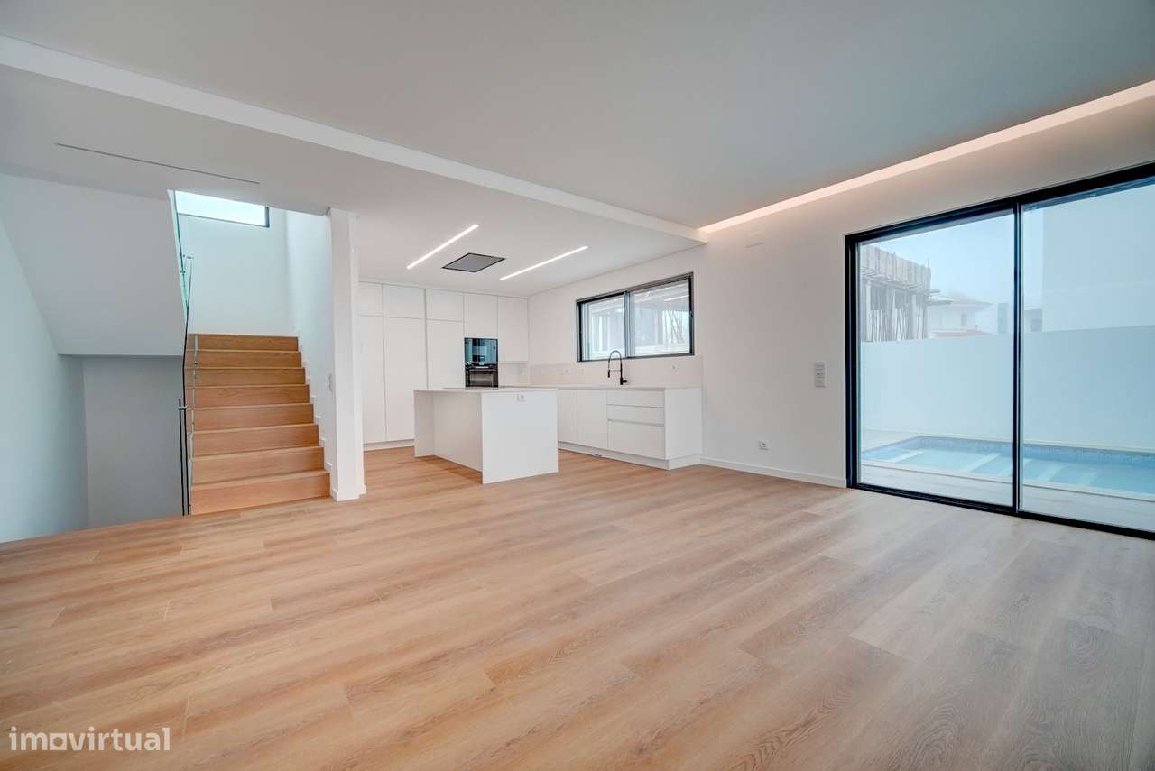 Moradia V4 Nova em Murches-5