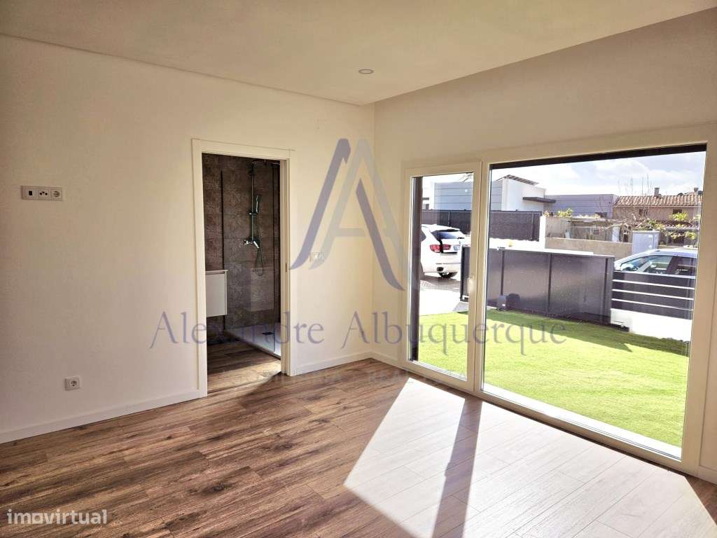 Moradia Contemporânea com Piscina na Lagoa de Albufeira-20