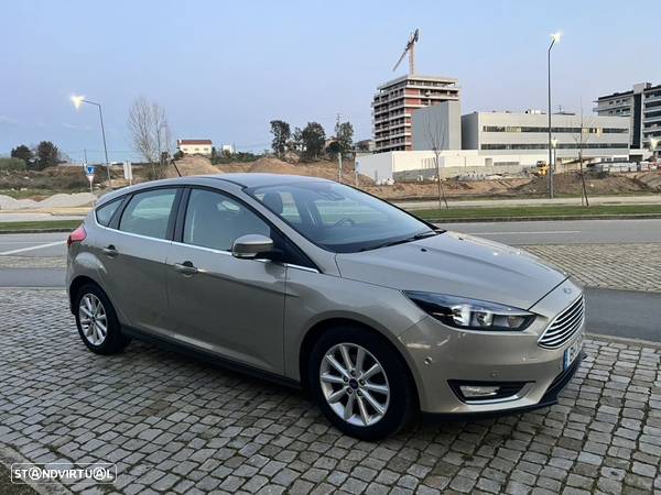 Ford Focus 1.0 EcoBoost S&S COOL&CONNECT DESIGN - 26