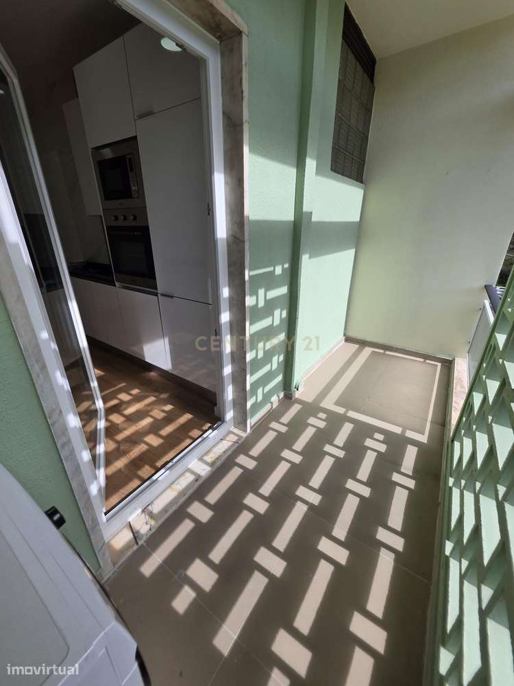 T3 NOVO -C/ SUITE E VARANDA-9