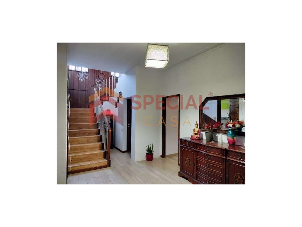 Moradia T6 Duplex Venda Vila Nova de Gaia-16