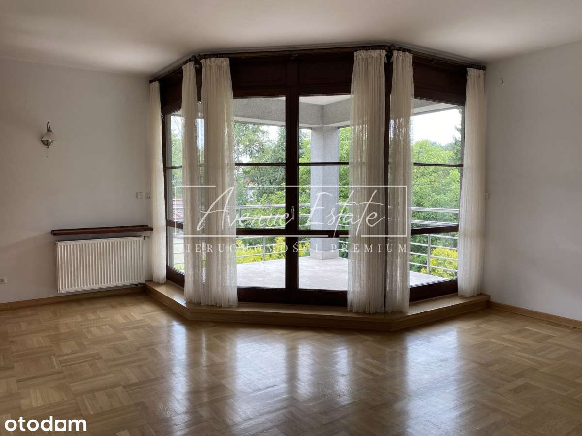 Reprezentacyjna Willa w Konstancinie - Pełny obrazek: 4/17