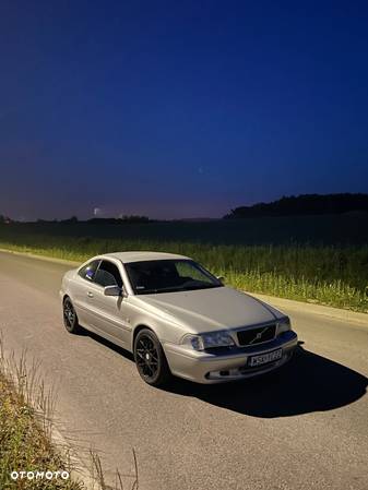 Volvo C70 2.4 - 15