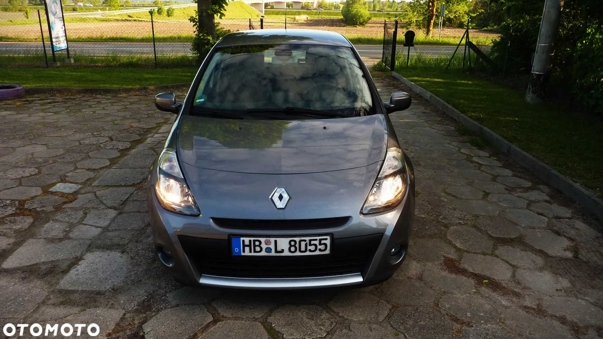 Renault Clio - 6