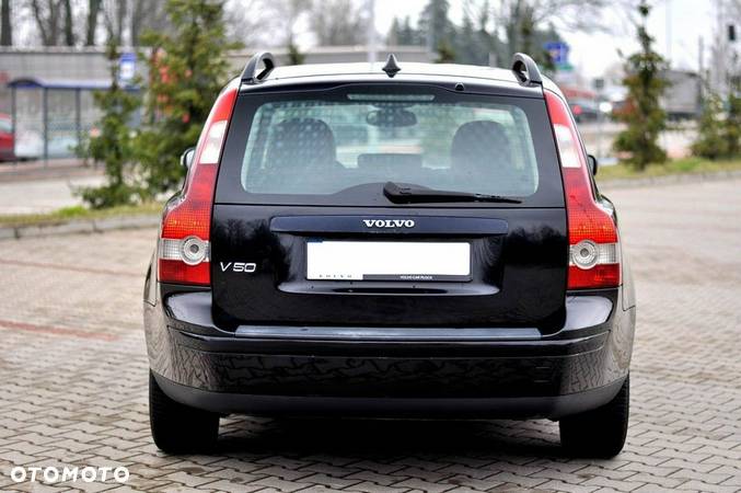 Volvo V50 - 23