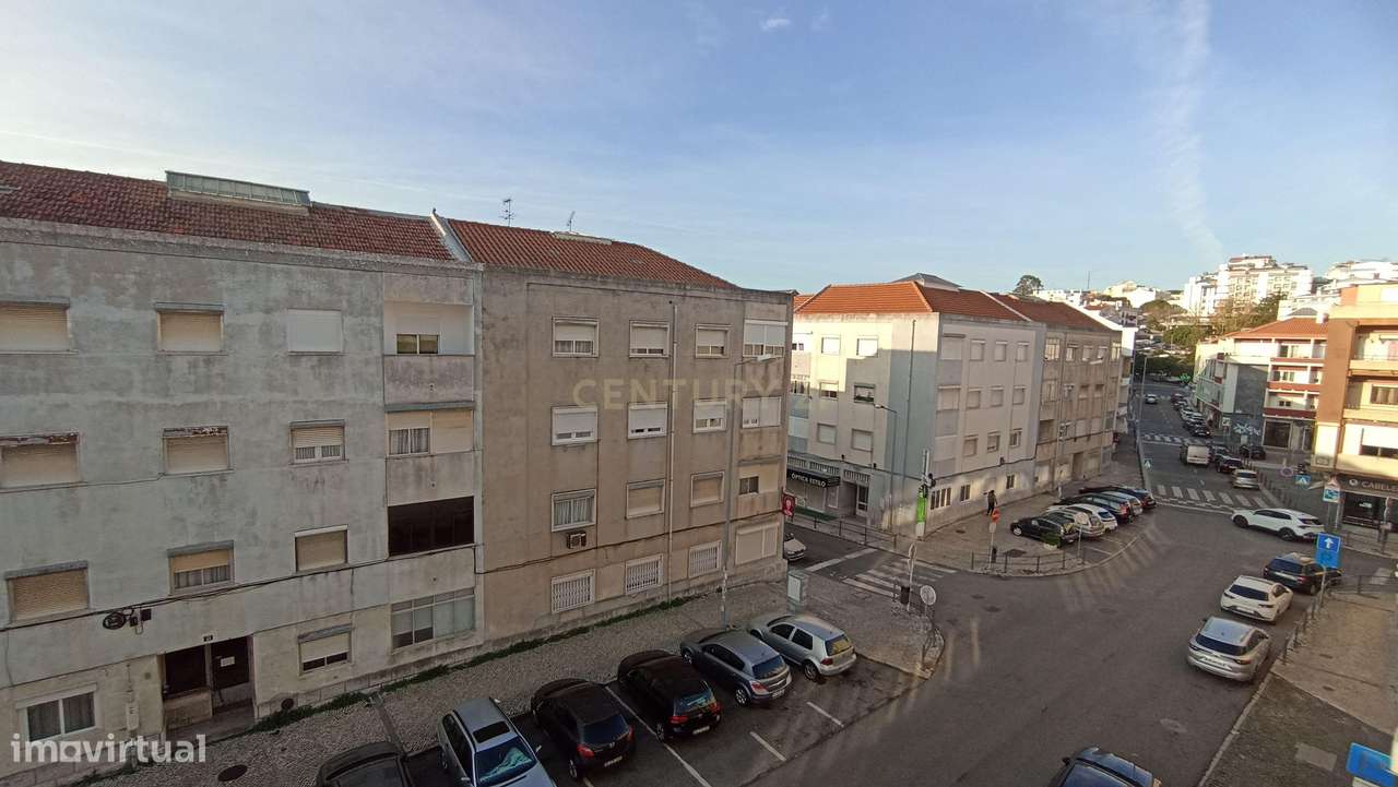 T2  perto da Estação da CP de Rio de Mouro-18