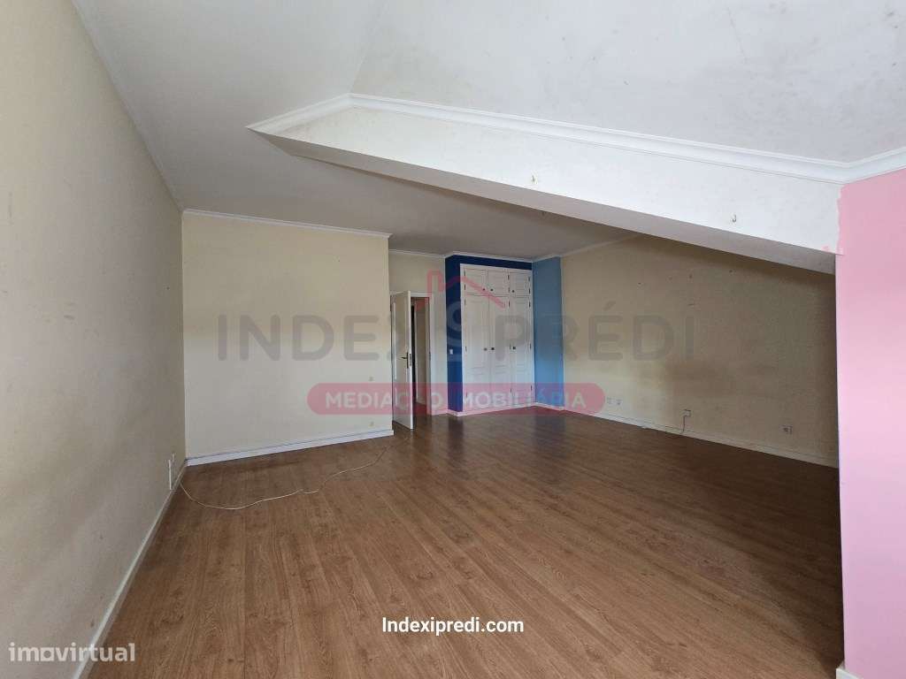 Apartamento T1 + 1- Aradas-15