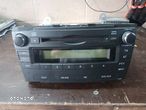 Radio Toyota Avensis T27 - 1