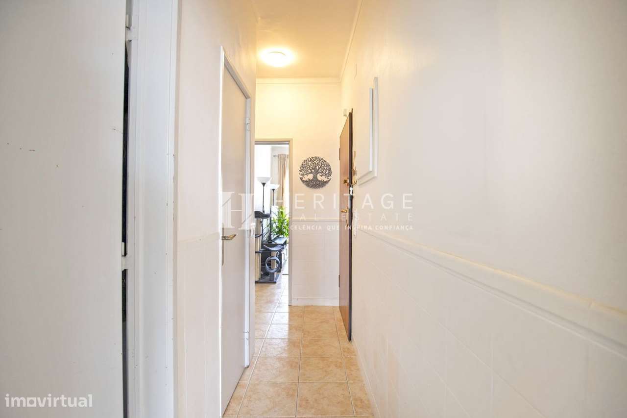 T2 com excelente luz natural no Lavradio | Próximo de tudo - Grande imagem: 5/18