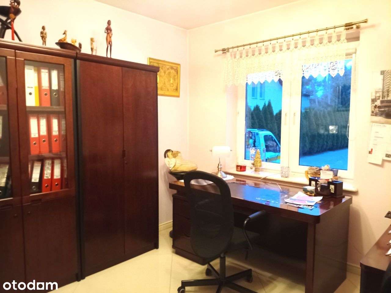 Piękny dom Piastów pod Warszawą 350m, Działka 897m - Pełny obrazek: 4/17