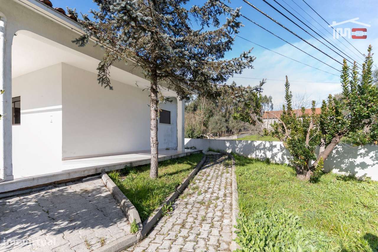 MORADIA T3 COM CAVE RES DO CHÃO E SOTÃO EM SÃO MAMEDE  A 10 MINUTOS... - Grande imagem: 4/38