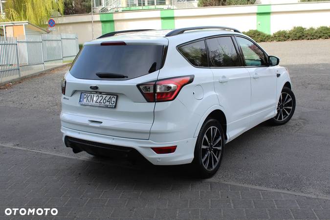 Ford Kuga 2.0 TDCi 2x4 ST-Line - 2