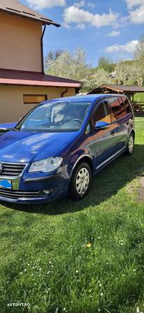 Volkswagen Touran 1.9 TDI Highline - 1