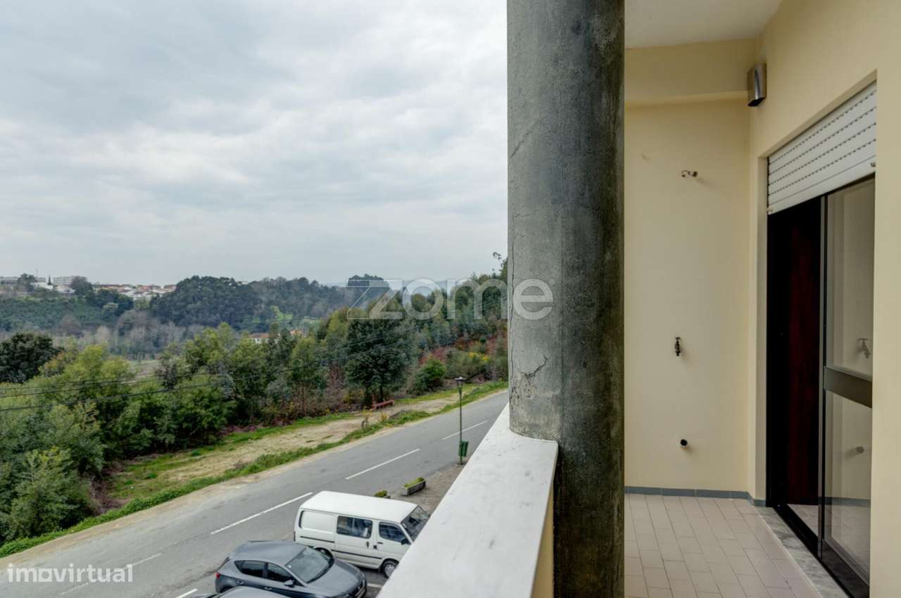 Apartamento T1 Renovado em Mesão Frio - Grande imagem: 5/18