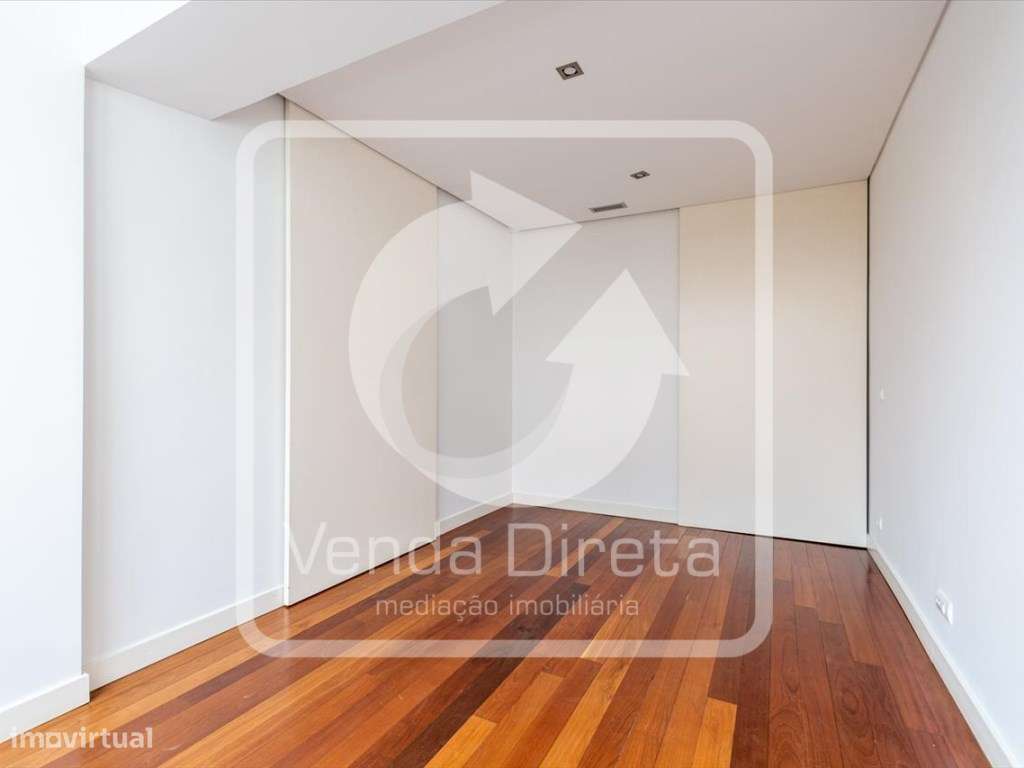 Apartamento T4 com varanda e 257 m² nas Avenidas Novas Elegância, E...-14