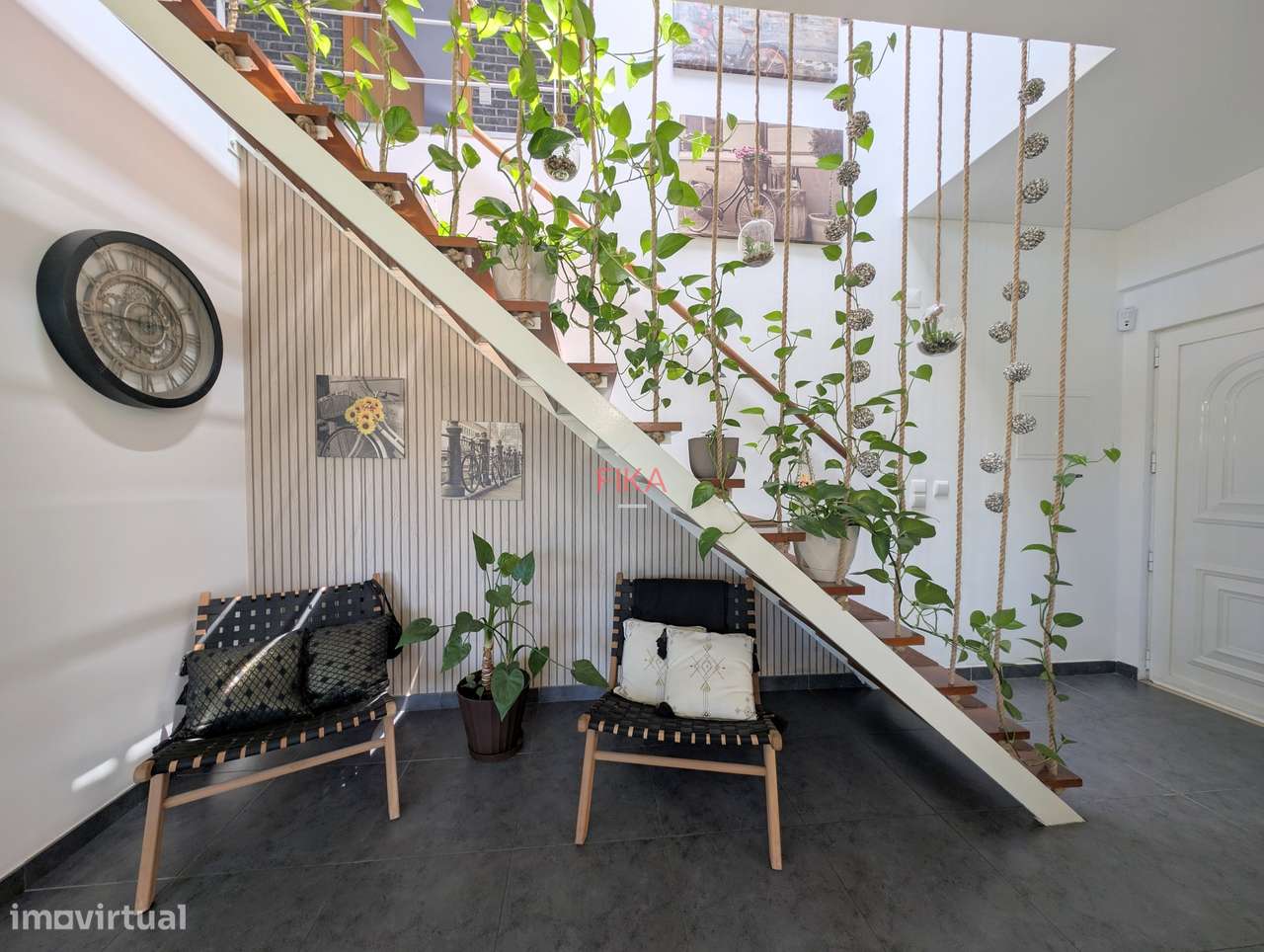 Moradia T5 Isolada com piscina e sauna - Fernão Ferro-12