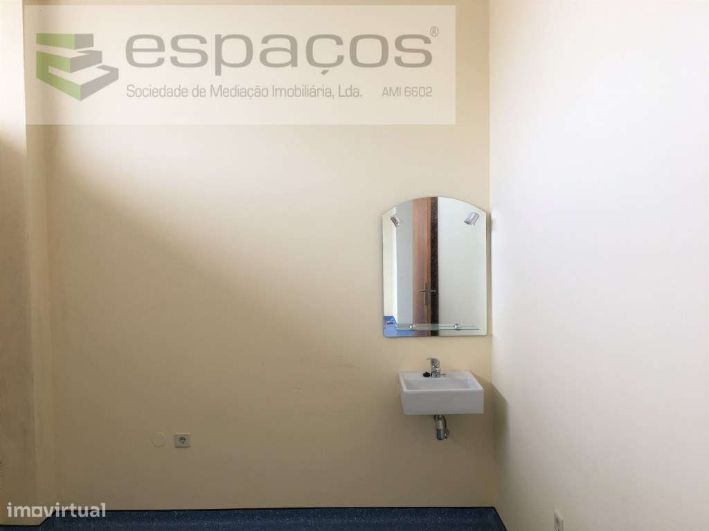 Loja para venda em Castelo Branco - Grande imagem: 4/13