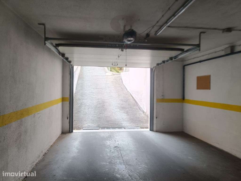 Garagem Box no Casal das Lopas / Cacém - Grande imagem: 2/12