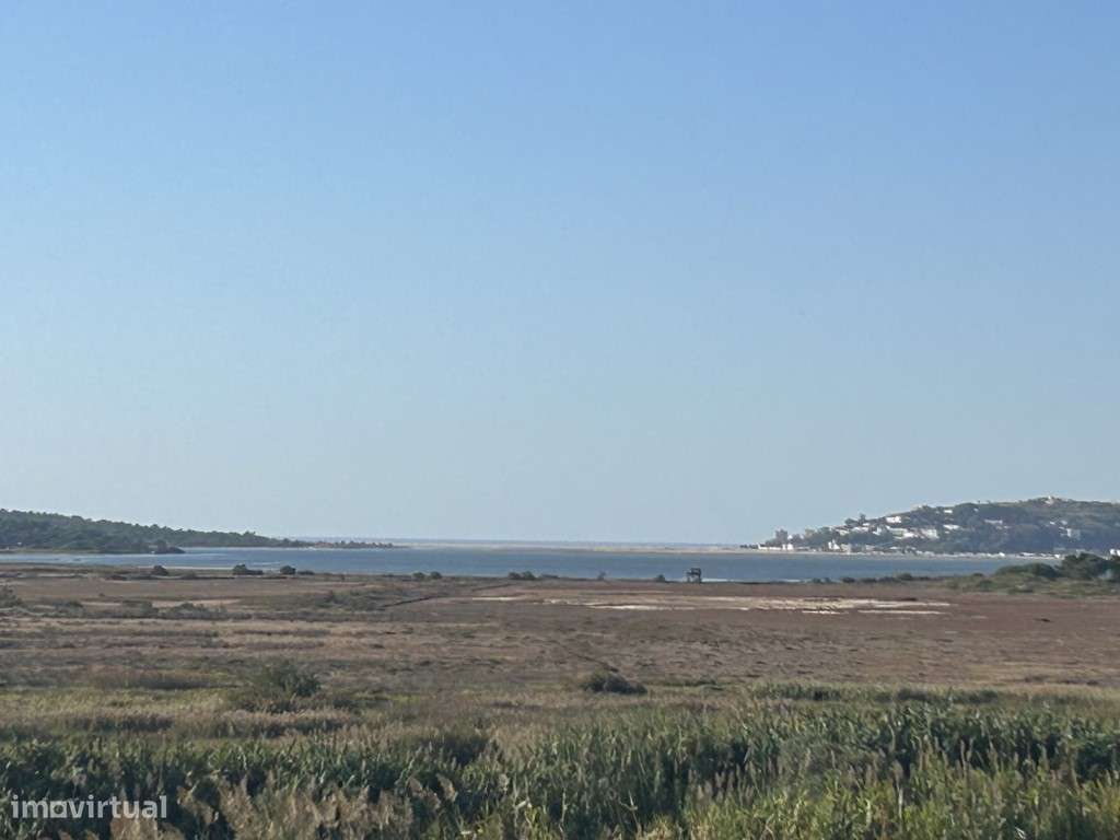 Moradia térrea com vista para a Lagoa de Óbidos e o mar-12