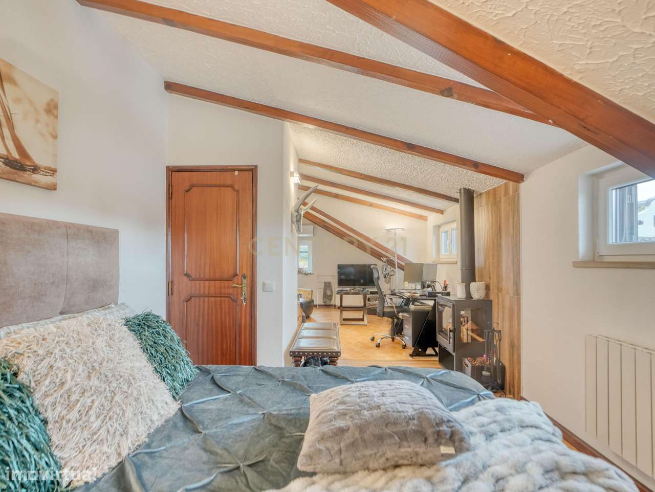 Magnífica Moradia T6 com Piscina, Garagem e Vista Desafogada em Sesimb-35