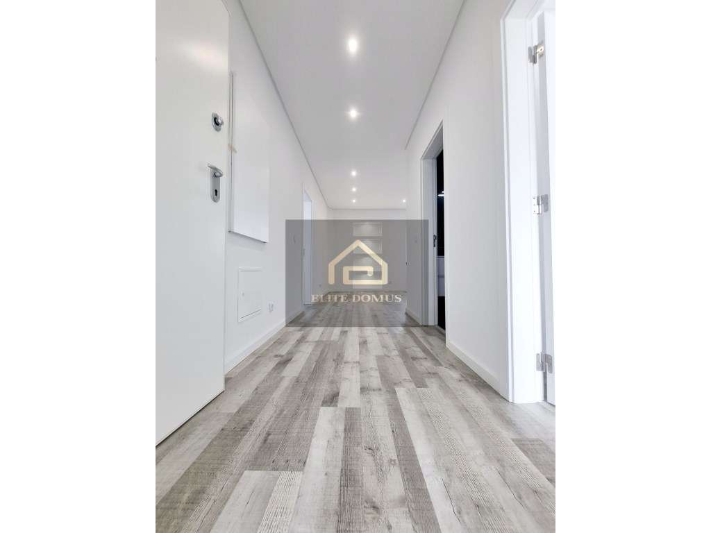 T2 com Terraço, Venteira - Amadora!-14