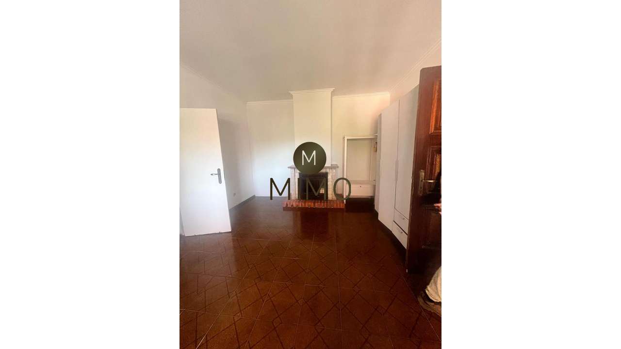 Moradia para Restaurar em Manique de Baixo-39