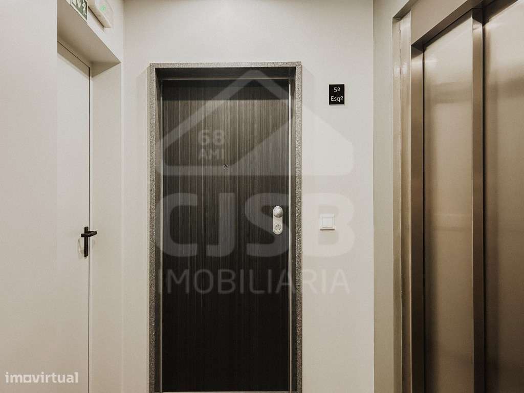 Apartamento T2 Torre da Marinha-26