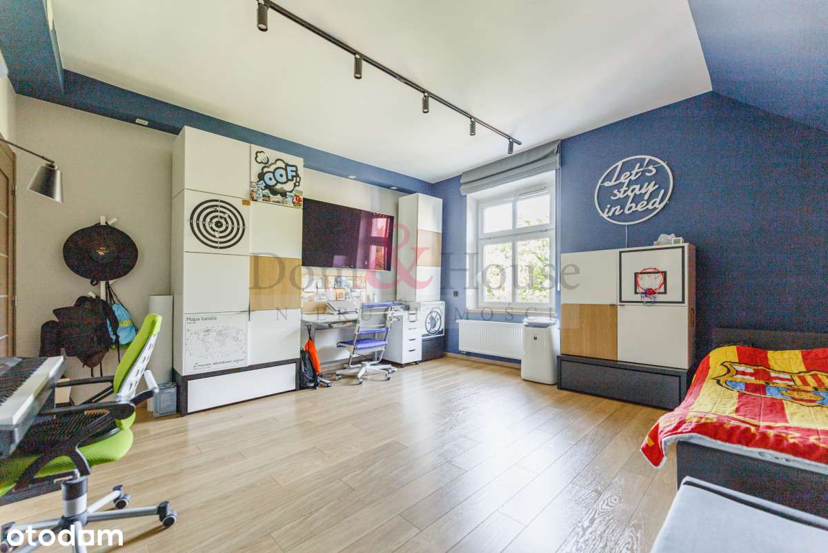 Odnowione, słoneczne 5 pokoi w kameralnym budynku-15