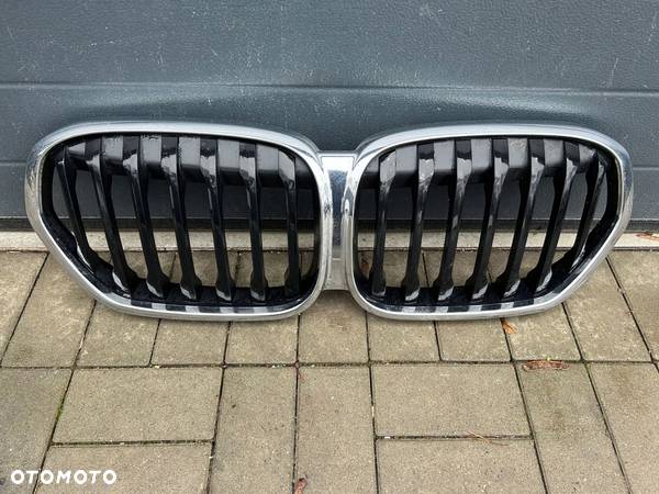 BMW X1 LIFT LCI F48 grill atrapa przód 2017- - 1