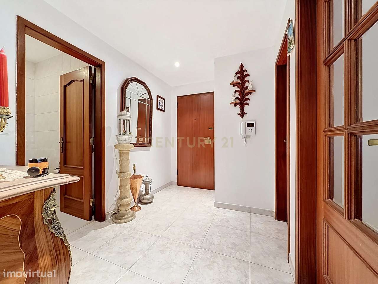 Apartamento T3 em Amora, Seixal - Oportunidade Única!-8