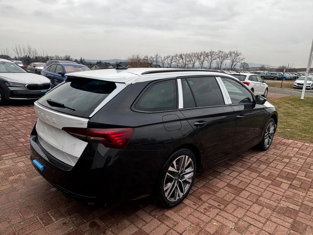 SKODA OCTAVIA Octavia Combi Sportline 2,0 TDI 150 KM DSG