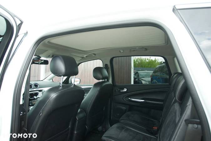 Ford S-Max 2.0 TDCi DPF Titanium X - 30