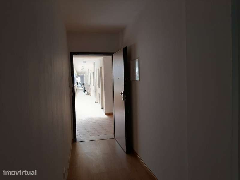 Apartamento T2 - Grande imagem: 3/13