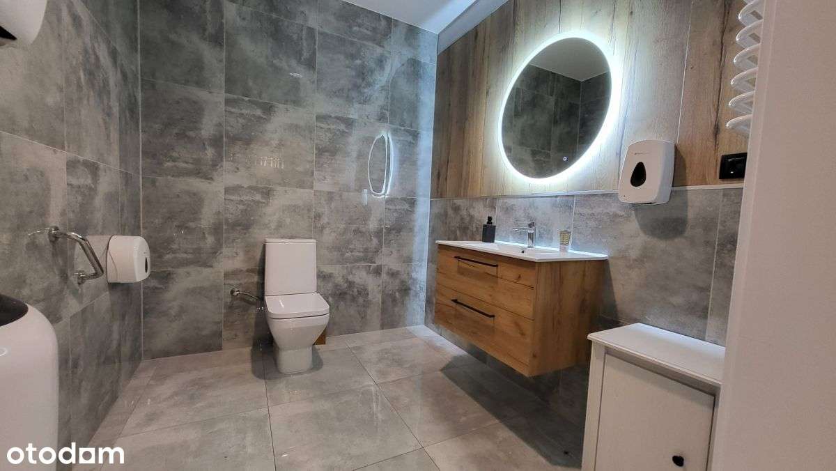 6-GO Sierpnia przy żeromskiego  Zakład fryzjerski.-8