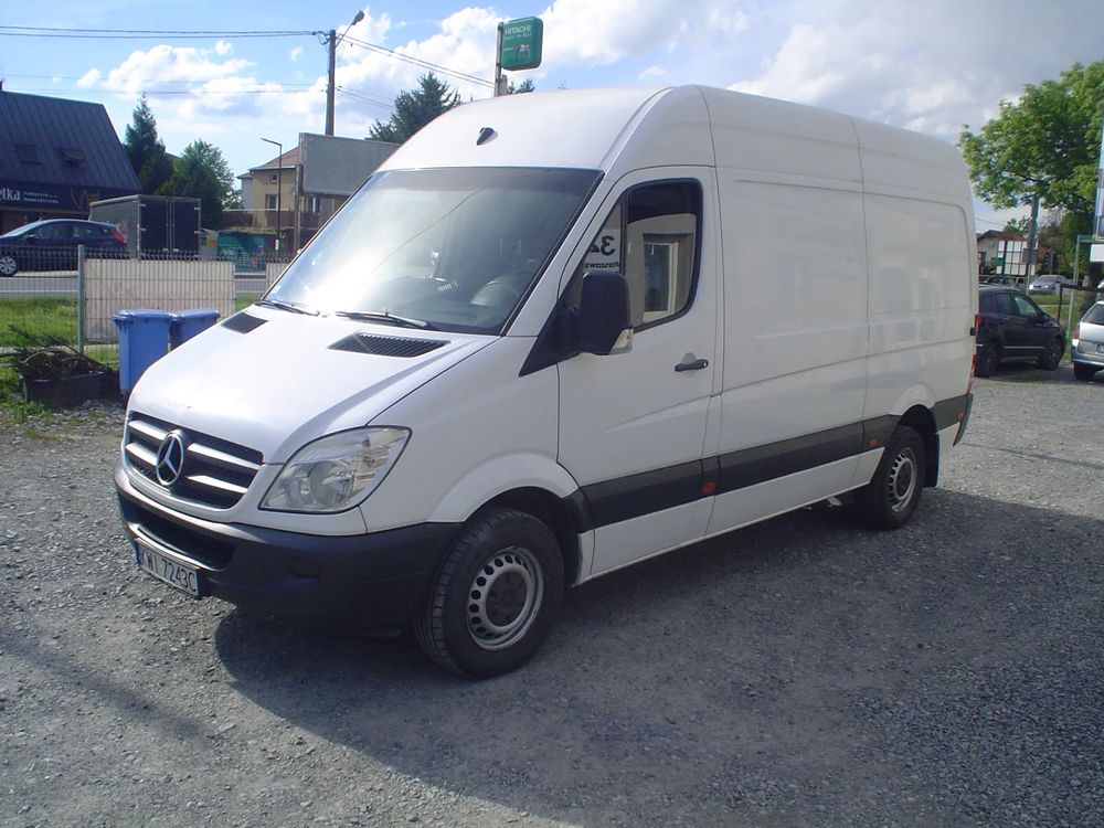 Mercedes-Benz Sprinter 2011