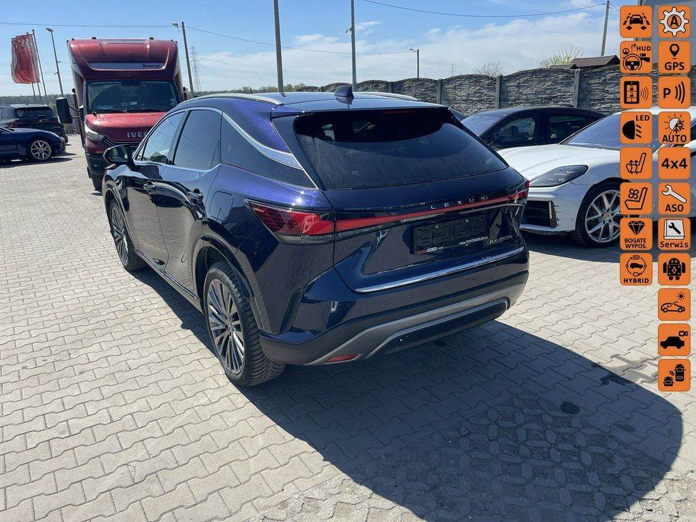 Lexus RX V 450h+ Omotenashi 2023