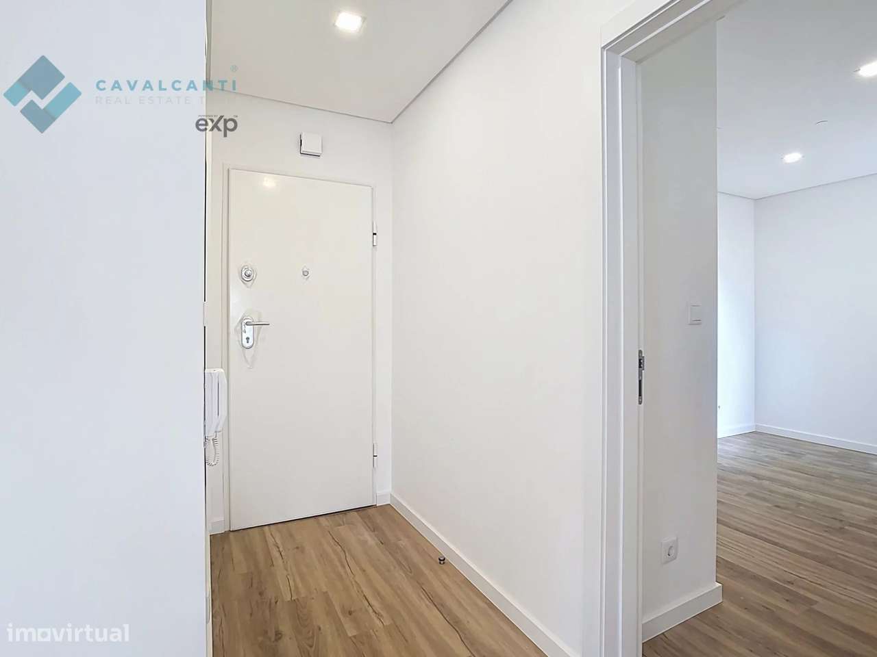 Apartamento T4 nas Torres de Alfragide – Pronto Habitar - Grande imagem: 5/45