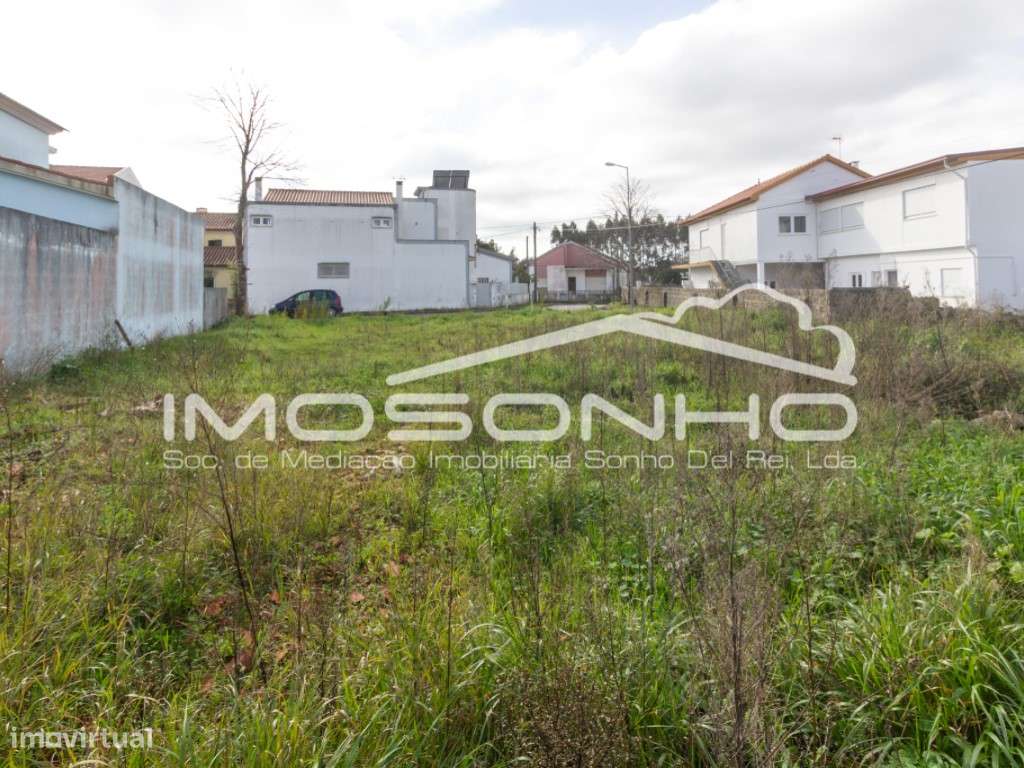 Lote de terreno a poucos minutos do centro da Marinha Grande - Grande imagem: 2/12