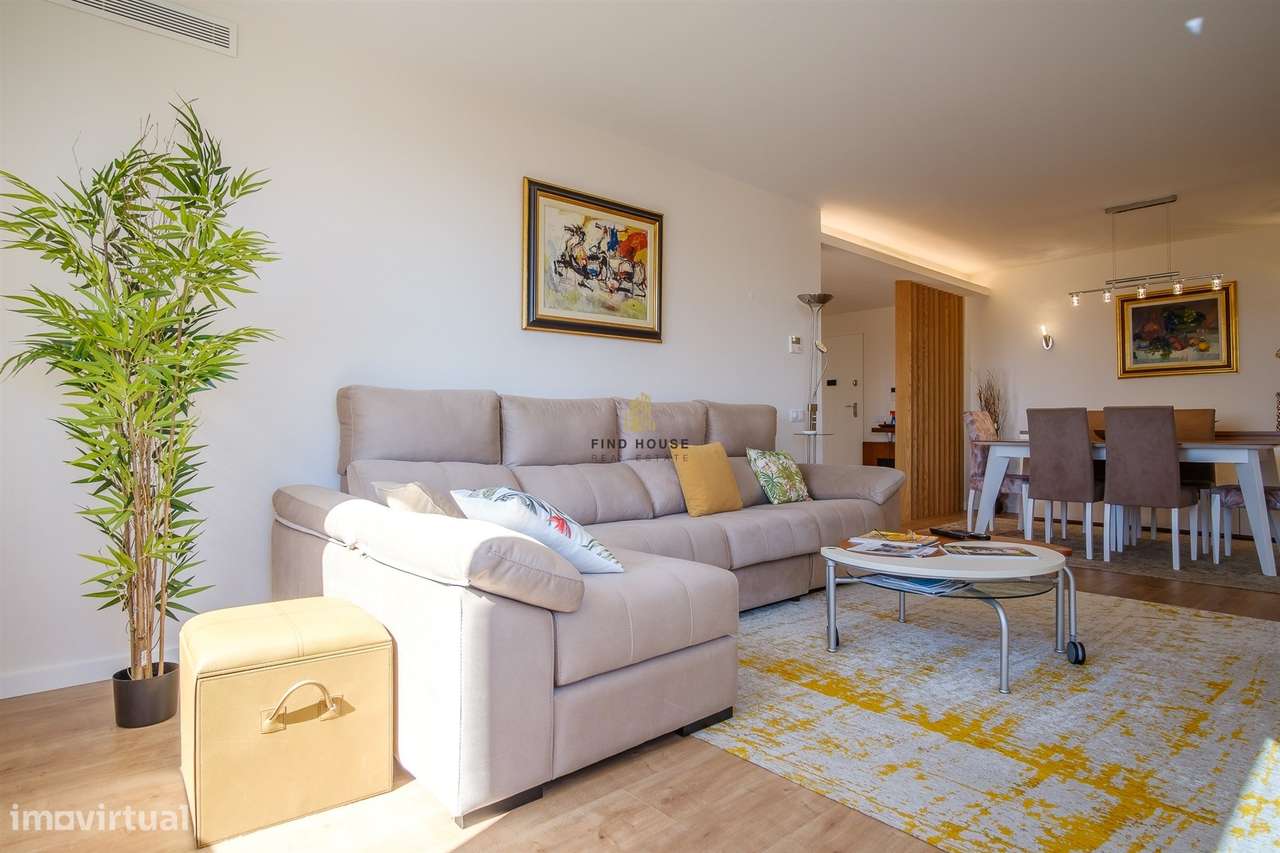 T2 com vista mar, garagem e arrecadação em Condomínio com piscina e ja-10