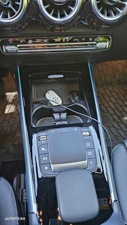 Mercedes-Benz EQB 300 4MATIC - 18