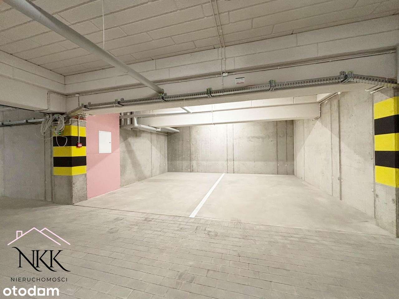 Miejsca postojowe z komórkami lokatorskimi - ścisłe centrum-1