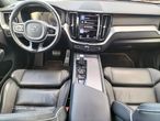 Volvo XC 60 2.0 B4 R-Design Geartronic - 10